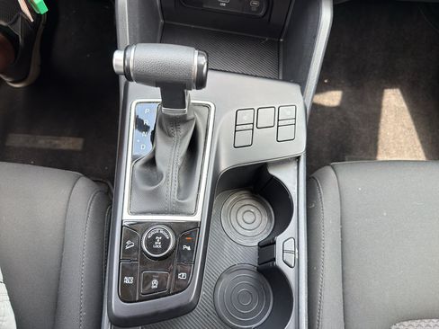 Used 2024 Kia Sportage LX AWD/4WD image 28