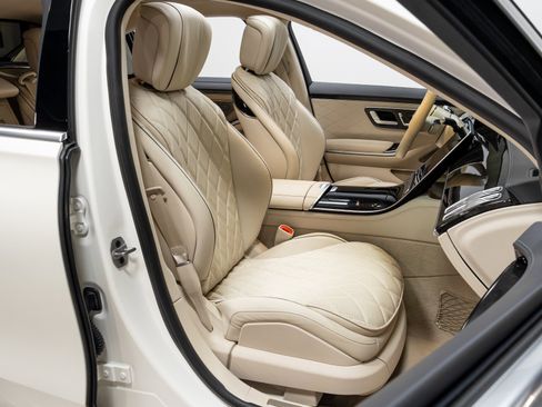 Used 2023 Mercedes-Benz S 580 4MATIC Sedan image 19