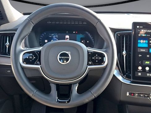 Certified 2026 Volvo XC90 B6 Plus AWD/4WD image 22