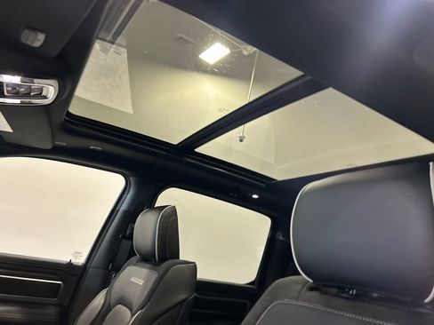 New 2026 RAM 1500 Laramie AWD/4WD image 27