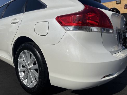 Used 2011 Toyota Venza FWD image 37