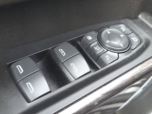 Used 2022 Chevrolet Silverado 3500 LTZ w/ LTZ Texas Edition image 18