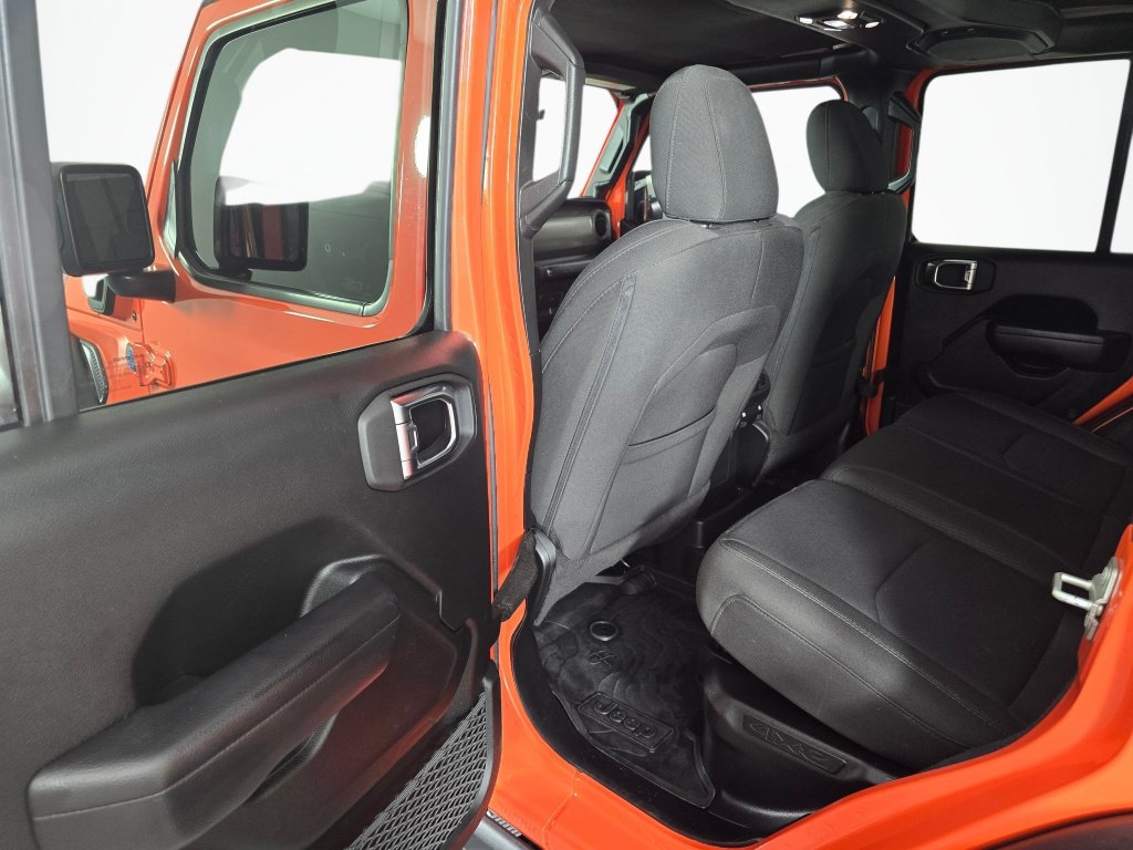 Used 2023 Jeep Wrangler Unlimited w/ 8.4" Radio Group AWD/4WD image 33
