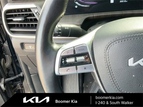 Used 2023 Kia Telluride EX w/ EX Captain's Chair Package image 20