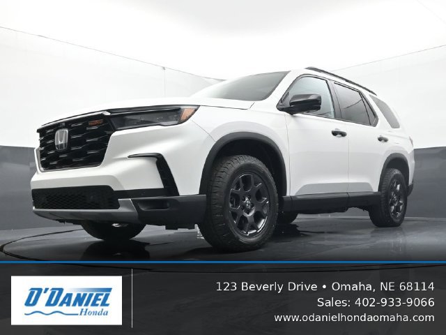 Used 2024 Honda Pilot TrailSport image 9