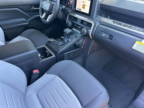 New 2026 Toyota Tacoma TRD Off-Road AWD/4WD image 14