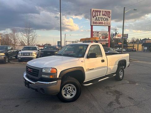 Used 2006 GMC Sierra 2500 W/T w/ Heavy-Duty Power Package image 1