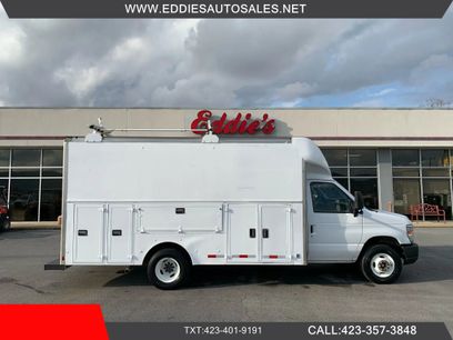 Used 2013 Ford E-450 and Econoline 450 Super Duty w/ PWR Locks & Windows Group
