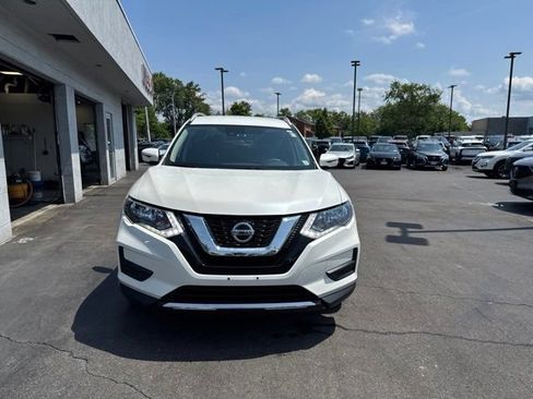 Used 2020 Nissan Rogue SV AWD/4WD image 7