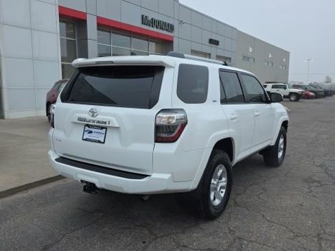 Used 2024 Toyota 4Runner SR5 Premium w/ SR5 Premium Package image 6