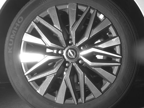 Used 2025 Nissan Altima 2.5 SV FWD image 13