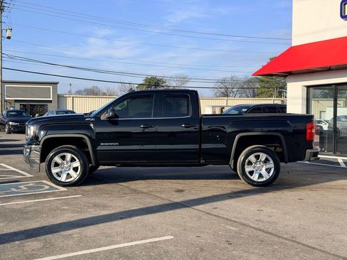 Used 2018 GMC Sierra 1500 SLE w/ SLE Value Package image 3