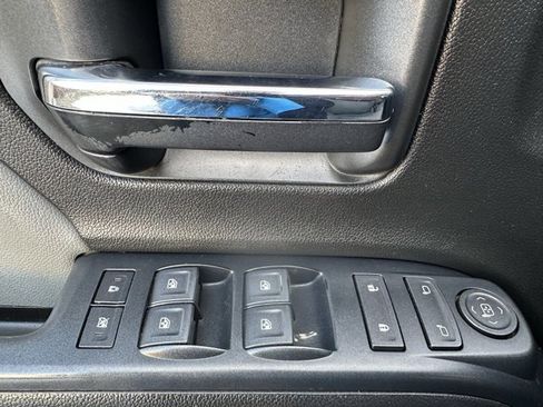 Used 2019 GMC Sierra 2500 4x4 Crew Cab w/ Sierra Convenience Package image 18