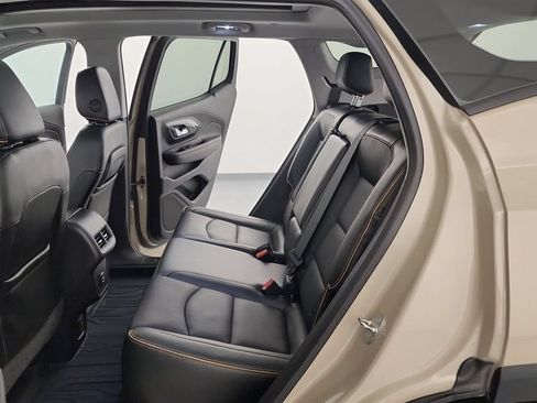 Used 2022 GMC Terrain AT4 w/ Infotainment Package II AWD/4WD image 29