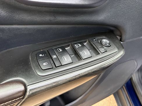 Used 2014 Jeep Cherokee Limited AWD/4WD image 28