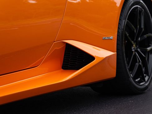 Used 2016 Lamborghini Huracan LP 610-4 AWD/4WD image 27