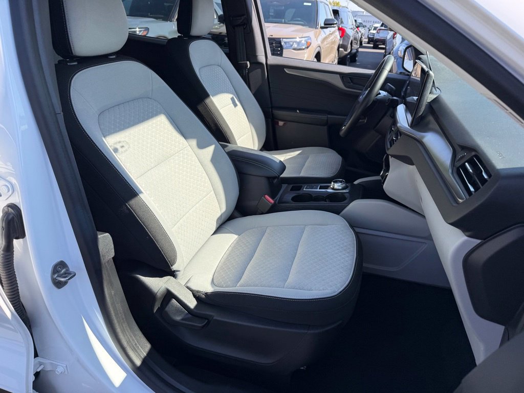 Certified 2024 Ford Escape Active w/ Tech Pack #1 AWD/4WD image 12