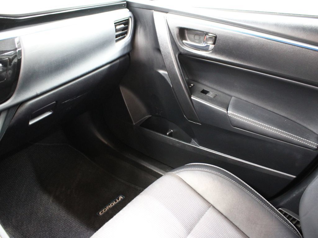 Used 2015 Toyota Corolla S FWD image 21