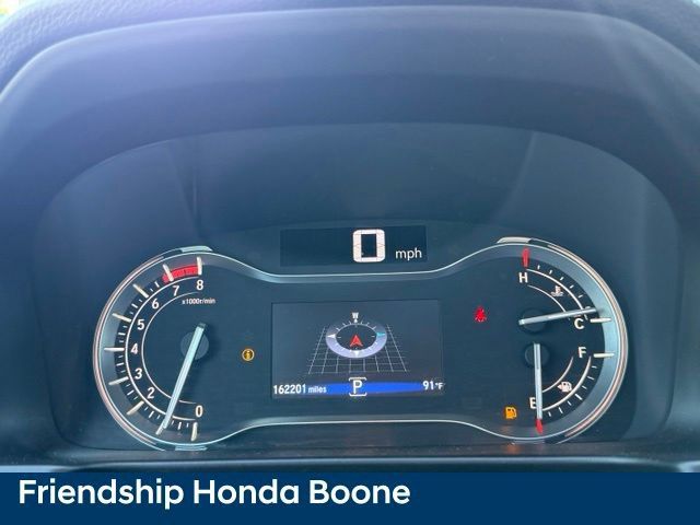 Used 2017 Honda Pilot Touring image 23