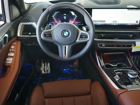 Used 2025 BMW X7 M60i w/ Executive Package AWD/4WD image 16