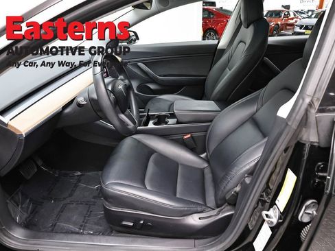 Used 2018 Tesla Model 3 Long Range image 14