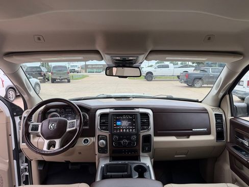 Used 2017 RAM 1500 Laramie w/ Convenience Group AWD/4WD image 33