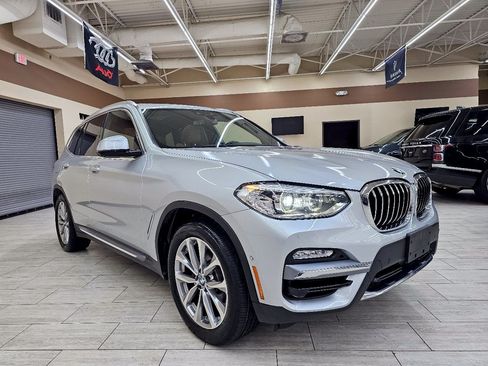 Used 2019 BMW X3 xDrive30i w/ Premium Package AWD/4WD image 4