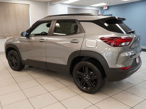 New 2026 Chevrolet TrailBlazer LT w/ Midnight Edition AWD/4WD image 6