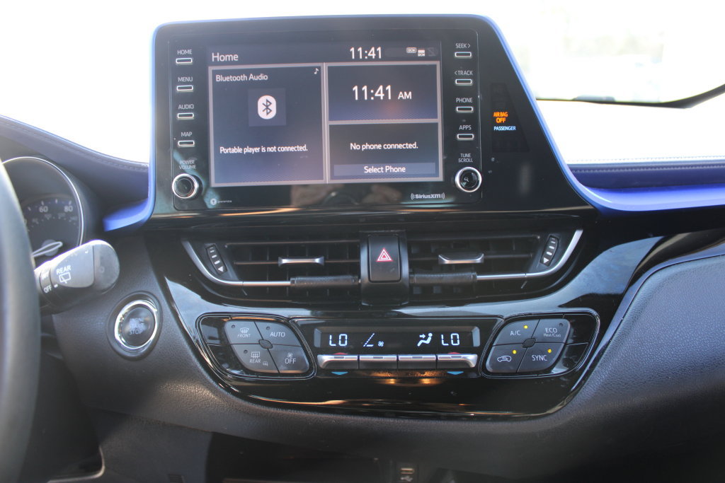 Used 2020 Toyota C-HR XLE FWD image 21