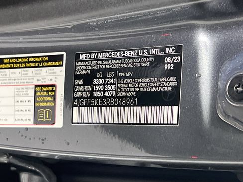 Used 2024 Mercedes-Benz GLS 450 4MATIC image 35