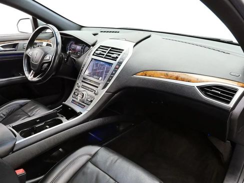 Used 2020 Lincoln MKZ Reserve w/ Elements Package FWD image 17