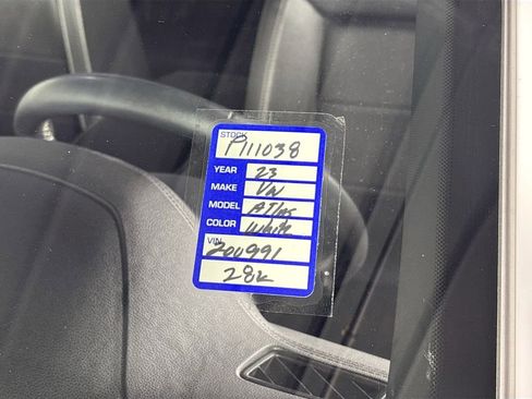 Used 2023 Volkswagen Atlas Cross Sport SE w/ Panoramic Sunroof Package image 26