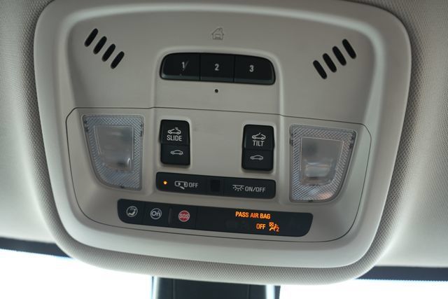 Used 2020 Chevrolet Traverse High Country AWD/4WD image 30