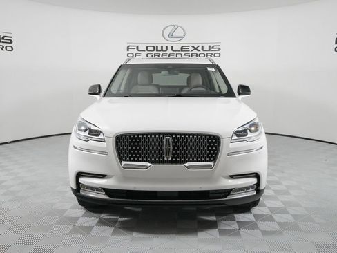 Used 2022 Lincoln Aviator Reserve w/ Equipment Group 201A image 2