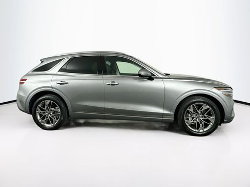 Used 2025 Genesis GV70 2.5T AWD/4WD image 10