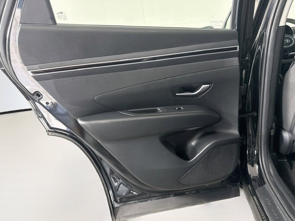 Used 2024 Hyundai Tucson SE FWD image 24
