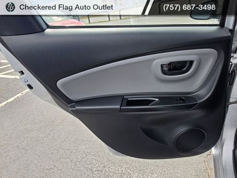 Used 2016 Toyota Yaris L FWD image 34