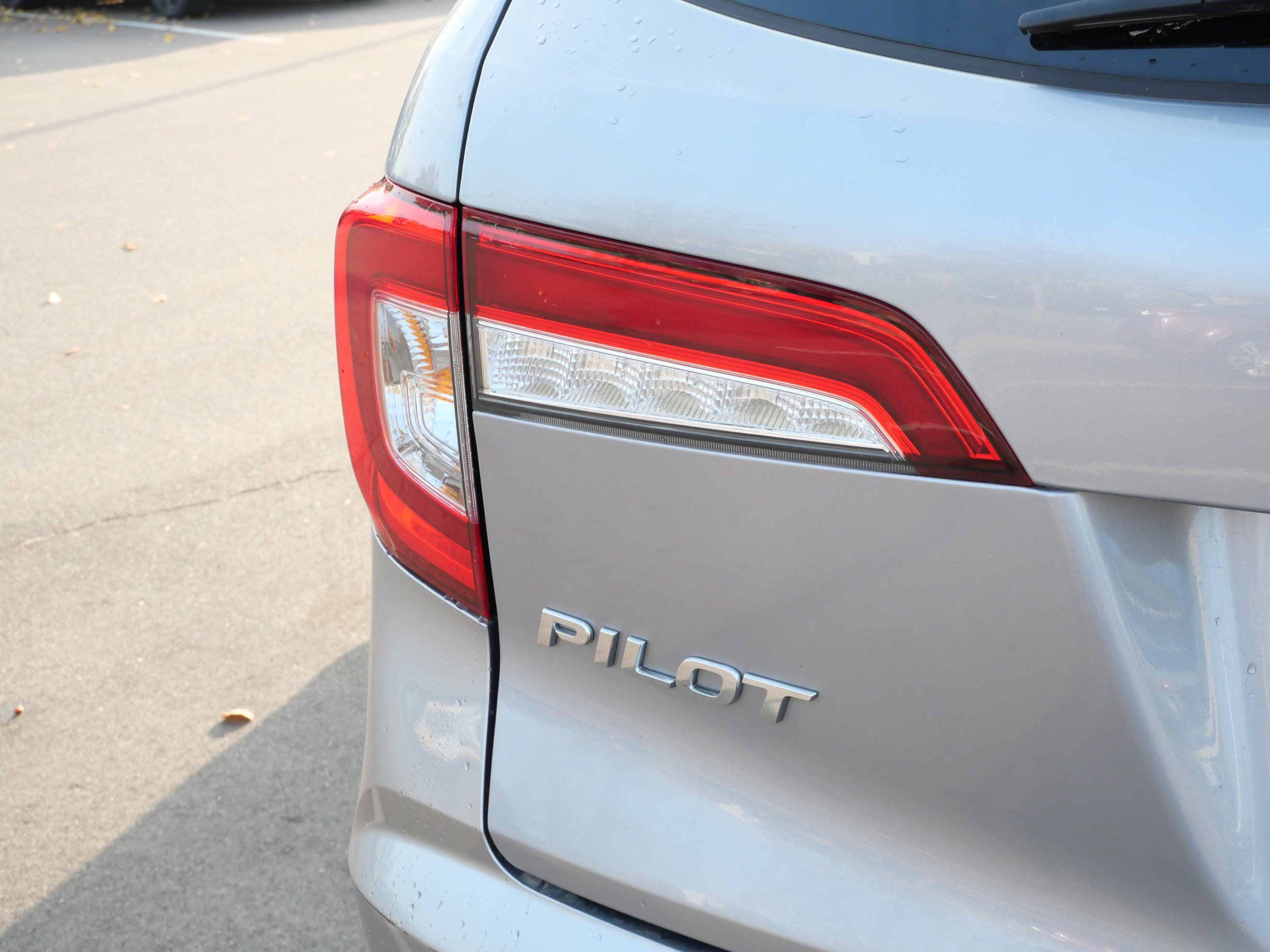 Used 2020 Honda Pilot EX-L image 11