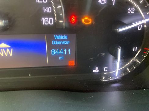 Used 2017 Cadillac XT5 Luxury w/ Driver Awareness Package AWD/4WD image 20