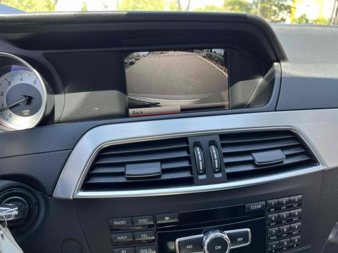 Used 2014 Mercedes-Benz C 250 Sedan image 6