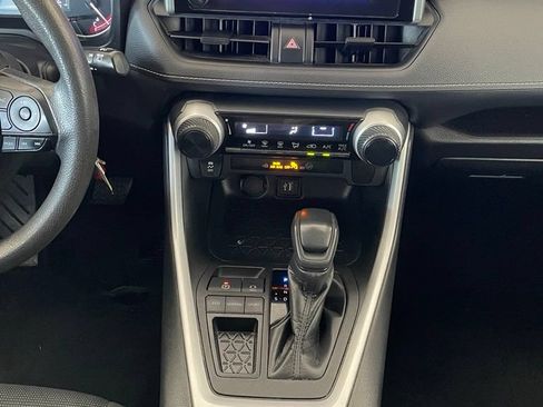 Used 2023 Toyota RAV4 LE FWD image 21