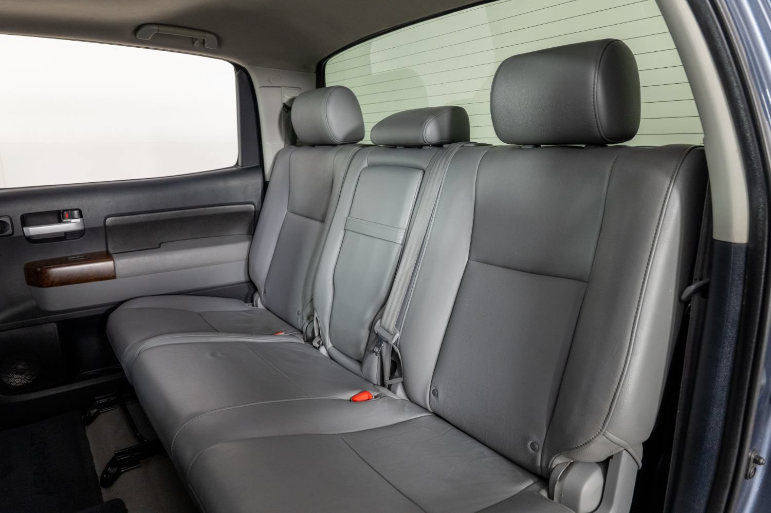 Used 2010 Toyota Tundra Limited w/ Memory Pkg AWD/4WD image 18