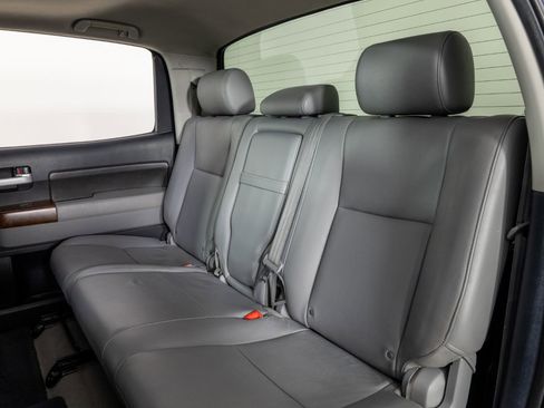 Used 2010 Toyota Tundra Limited AWD/4WD image 18