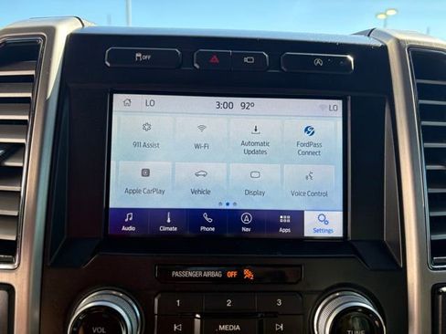 Used 2020 Ford F150 Platinum w/ Equipment Group 701A Luxury image 17