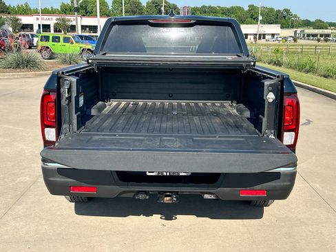 Used 2020 Honda Ridgeline Sport image 26