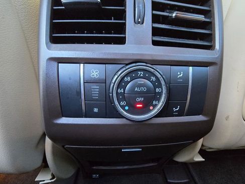 Used 2019 Mercedes-Benz GLS 450 4MATIC image 27