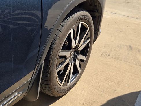 Used 2019 Honda Pilot Touring image 25