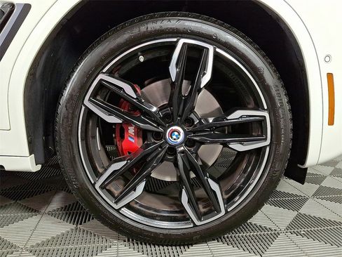 Certified 2023 BMW X4 M40i image 11