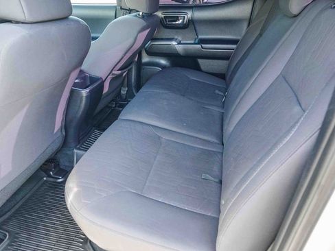Certified 2018 Toyota Tacoma TRD Sport RWD image 21