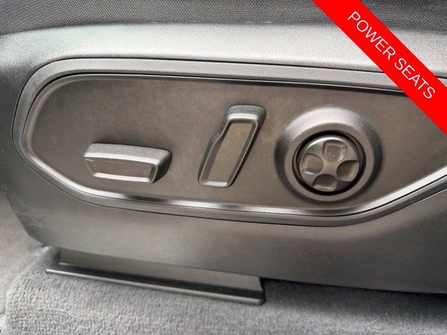 Used 2023 Jeep Grand Cherokee Overland AWD/4WD image 29